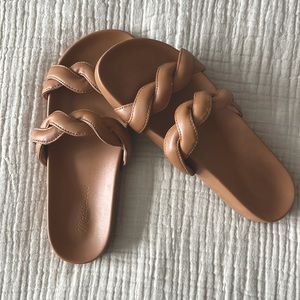 Madewell size 8 slip on sandals